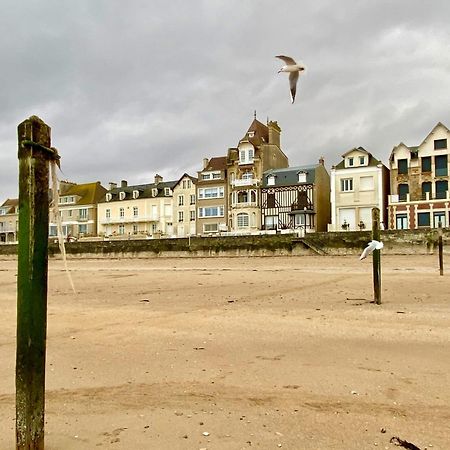 Saint-Aubin-Sur-Mer: Bel Appartement Traversant Екстериор снимка